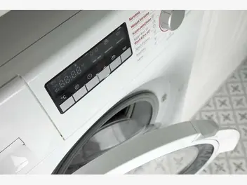 Ilustracja artykułu czyszczenie pralki octem - poradnik praktyczny krok po kroku