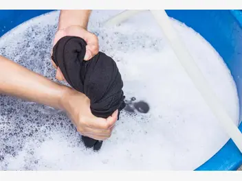 Ilustracja artykułu pranie ręczne - co należy prać ręcznie i jak to zrobić?