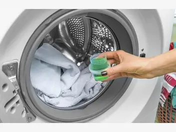 Ilustracja artykułu płyn do prania - rodzaje, opinie, ceny, producenci, porady
