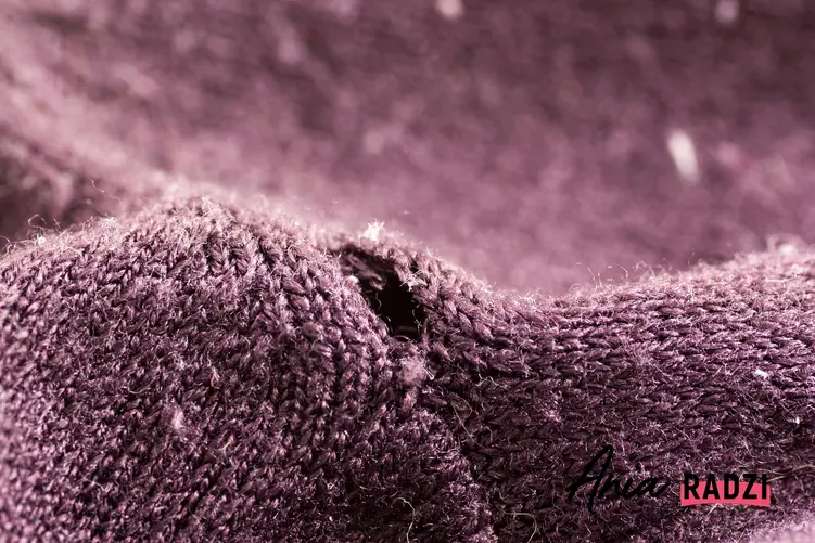 Sfilcowany sweter oraz najlepsze sposoby jak uratować sfilcowany sweter