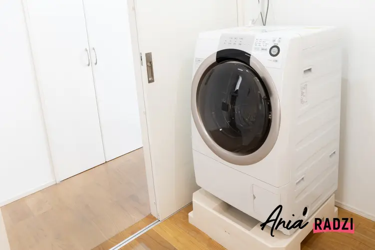 Suszarka automatyczna w pralni, czyli opinie o suszarkach do prania i polecane modele