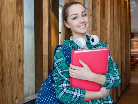 Pożyczki studenckie: bank czy firma?