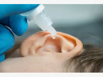 Ilustracja artykułu domowe sposoby na ból ucha. top 5 metod łagodzenia bólu