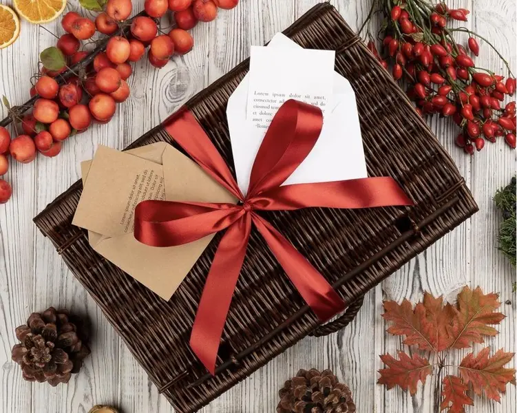 Znajdź wyjątkowe paczki świąteczne dla pracowników Twojej firmy