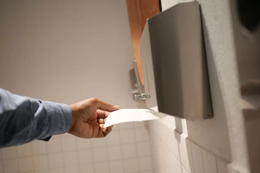 Jak dobrać odpowiednie ręczniki papierowe do dozownika?