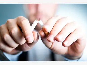Ilustracja artykułu jak rzucić palenie – 5 domowych sposobów, które naprawdę pomagają!