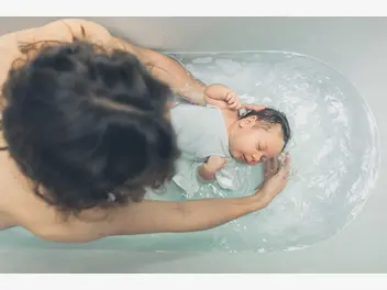 Ilustracja artykułu kąpiel w krochmalu - na co pomaga? jak ją prawidłowo przygotować?