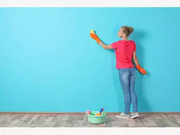 Ilustracja artykułu jak wyczyścić brudne ściany? te domowe sposoby mogą pomóc