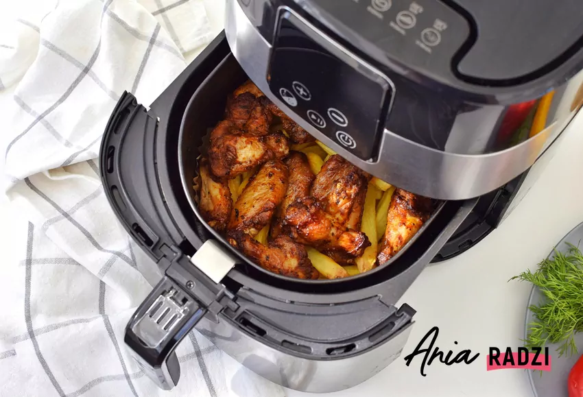 Airfryer potrafi być ogromnym ułatwieniem w kuchni, ale wymaga zrozumienia zasad działania Airfryer z daniem