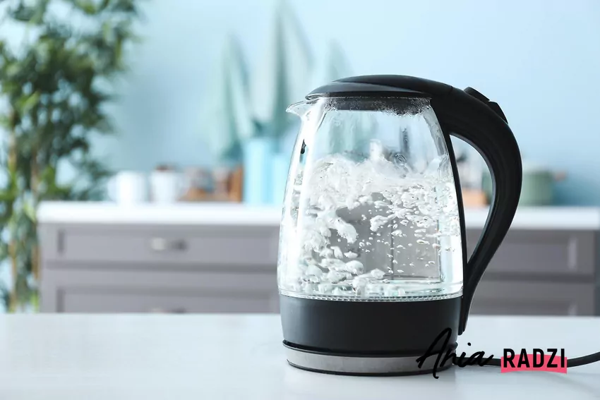 To przykład technologii, która upraszcza codzienne czynności Woda w czajniku