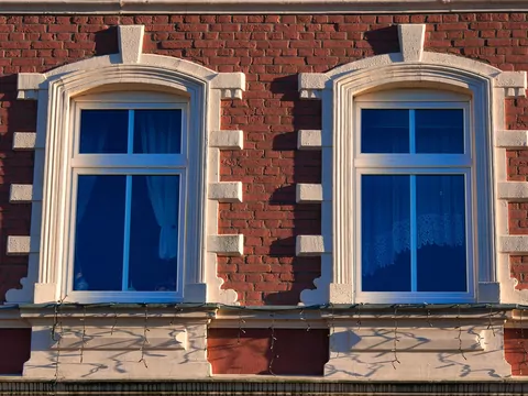 Mostki cieplne wokół okien