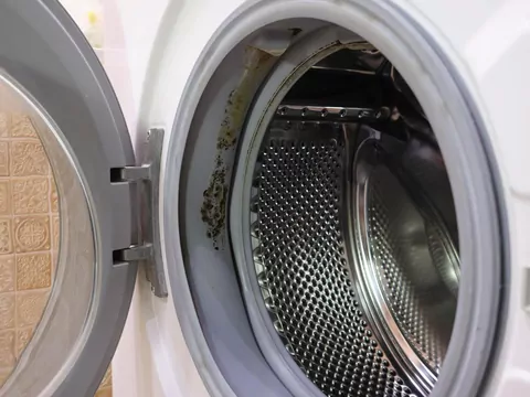 Brzydki zapach z pralki