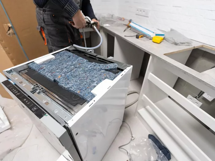 Ile kosztuje podłączenie zmywarki w 2026?