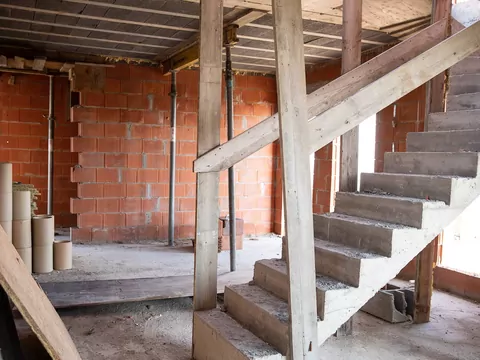 Jak zaoszczędzić na budowie domu?