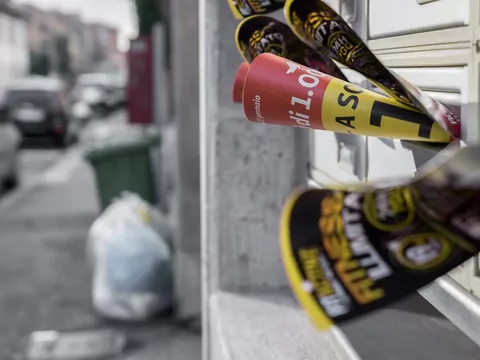 Prawidłowe wyrzucanie ulotek