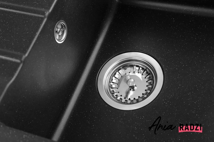 Zlew w w kuchni