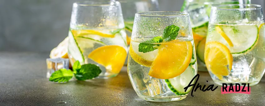 Lemoniada w szklance