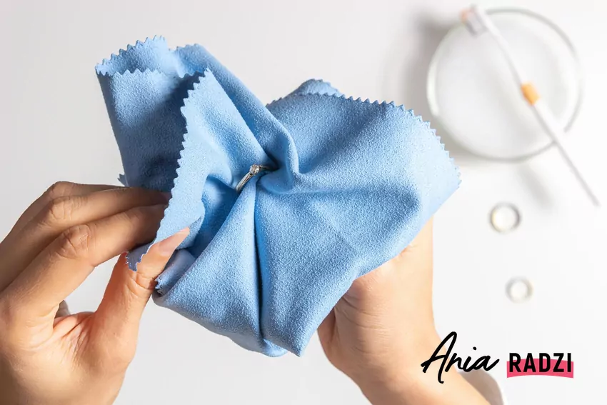 Czyszczenie biżuterii