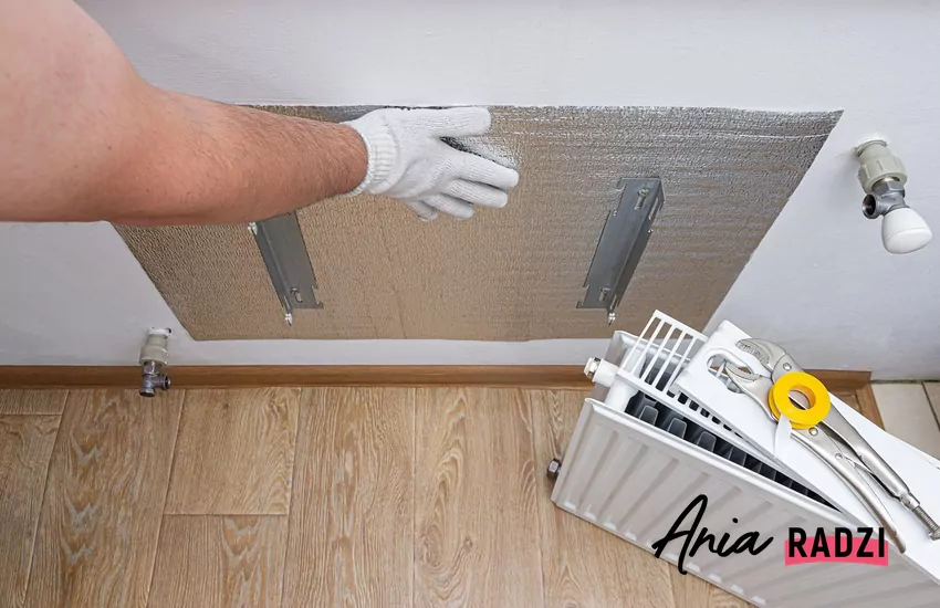 Skuteczność ekranów zależy nie tylko od rodzaju budynku, lecz także od jakości produktu i prawidłowego montażu Montaż ekranu zagrzejnikowego