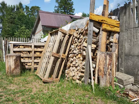 Jak dbać o wysezonowane drewno?