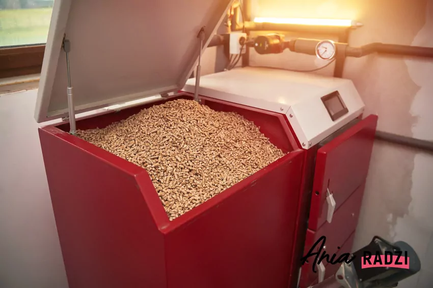 piec na pellet drzewny