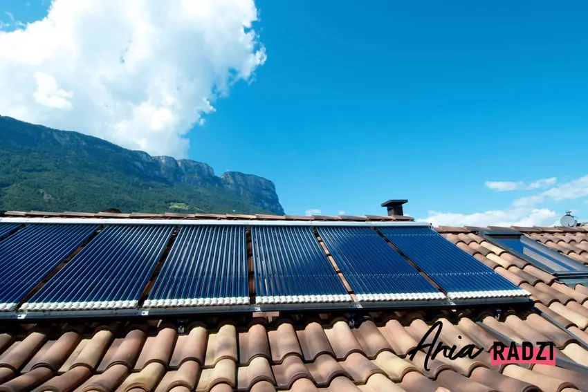 kolektory słoneczne próżniowe na dachu
