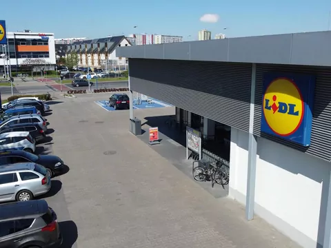 Madat za parkowanie pod Lidlem