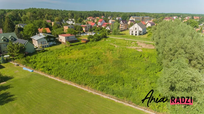 Zdjęcie z lotu ptaka na działkę