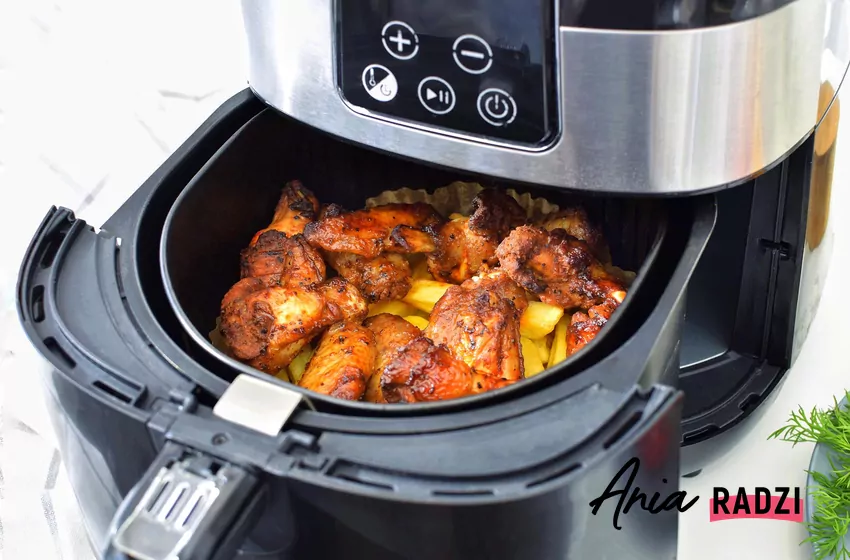 Świadome korzystanie ze sprzętu to kwestia bezpieczeństwa wszystkich domowników Airfryer z mięsem