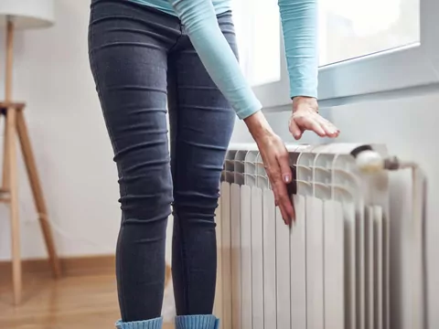 Jak ustawić grzejniki, żeby płacić mniej?