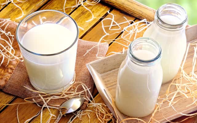 Pasteryzacja mleka – co to jest i dlaczego warto ją robić?