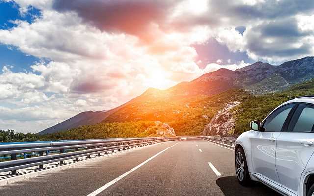 Minicasco alternatywą dla pełnego AC – czym się różnią? Autocasco – co obejmuje? Czy warto wybrać minicasco?