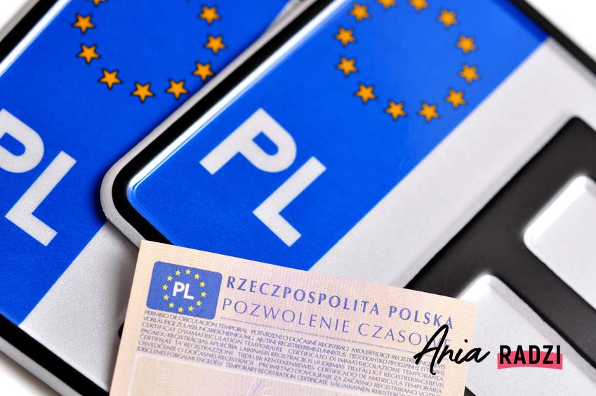 Tablice rejestracyjne, dowód rejestracyjny, przerejestrowanie samochodu w Polsce, jak wygląda procedura przerejestrowania auta