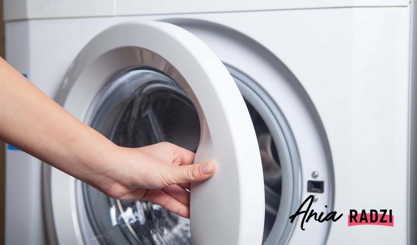 Odkamienianie i czyszczenie pralki, a także sprawdzone sposoby, jak odkamienić pralkę krok po kroku