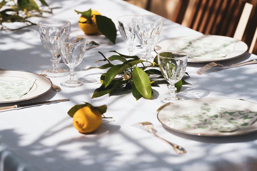 Elegancki obiad w Twoim domu – o czym musisz pamiętać?
