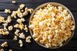 Jak zrobić popcorn krok po korku? Oto 3 najlepsze, domowe sposoby