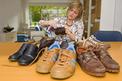 Jak wyczyścić buty z nubuku - praktyczne porady, domowe sposoby, polecane preparaty