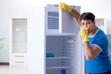 Pochłaniacz zapachów do lodówki - zobacz, jak zlikwidować nieprzyjemny zapach w lodówce