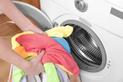 Smród i nieprzyjemny zapach z pralki - jak z nim walczyć?
