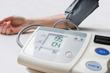 Jak obniżyć ciśnienie tętnicze krwi? Oto 5 domowych sposobów